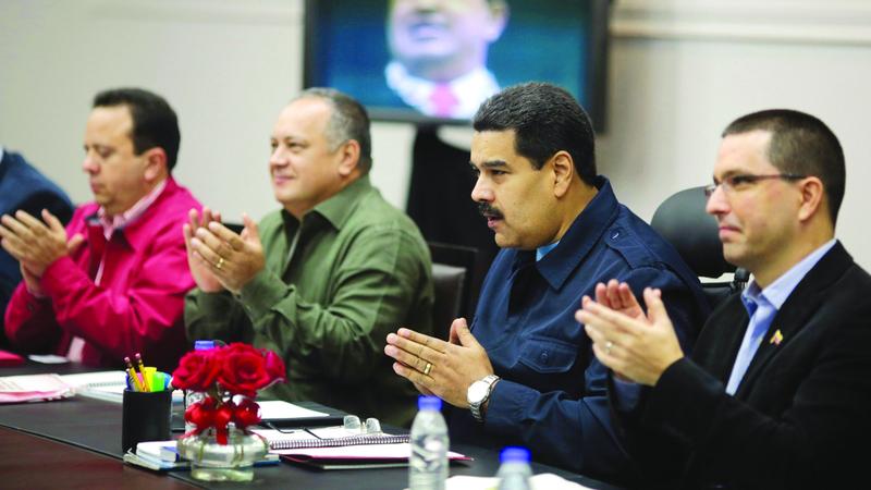 Washington steps up pressure on Venezuela with military shifts in Trinidad and Toba